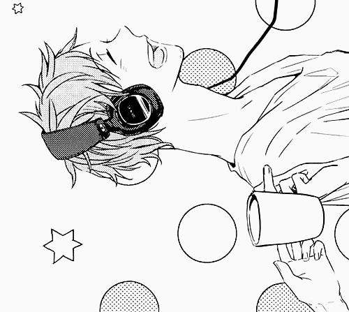 Edi's reading yaoi