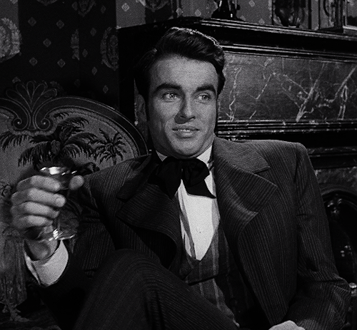 gregory-peck:Good, I like that. If you’re puzzled, you’re thinking of me.Montgomery Clift as Morris 
