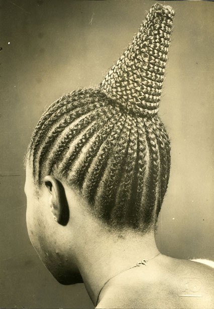 alubarika:J.D. Okhai Ojeikere was a Nigerian photographer known for his works on