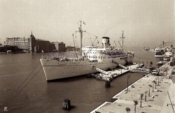 Venezia; banchina alle Zattere con l’approdo