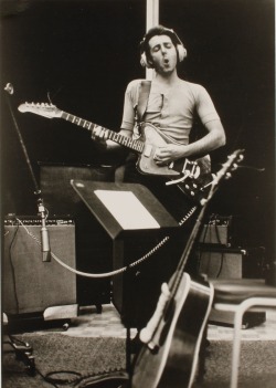 soundsof71:  Paul McCartney at work on 1971’s Ram.
