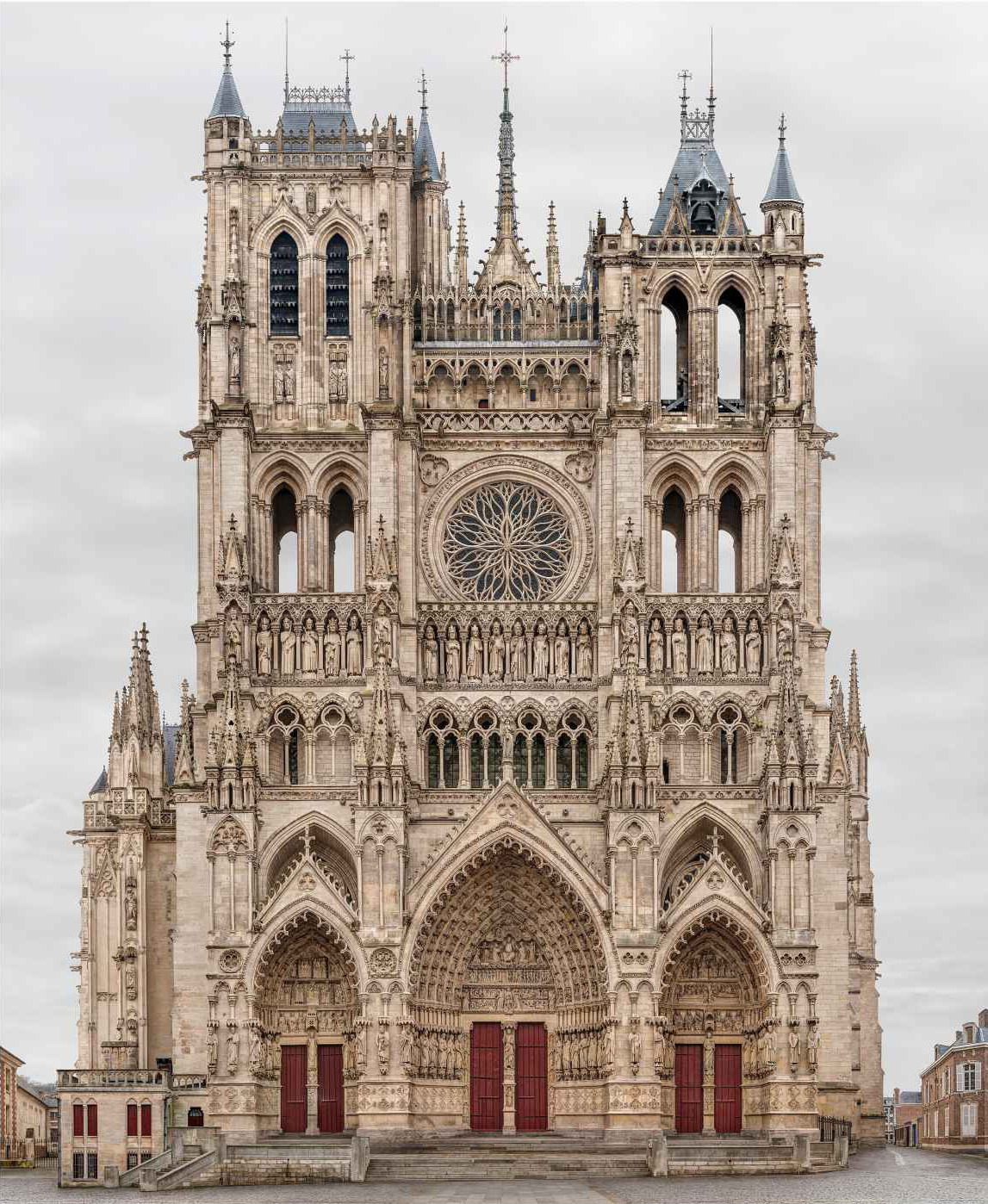 Orvieto, Duomo di Santa Maria Assunta.Dresden, Frauenkirche.Piazzola sul Brenta Cathedral.Angoulême,