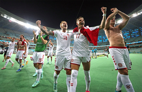 Players of Denmark celebrate their victory after the match vs. Czech Republic