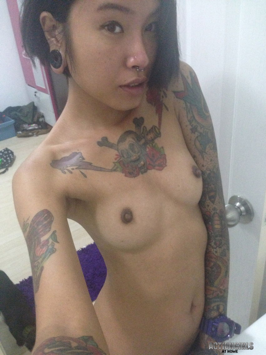ghostsareassholes:  Jariya selfies!