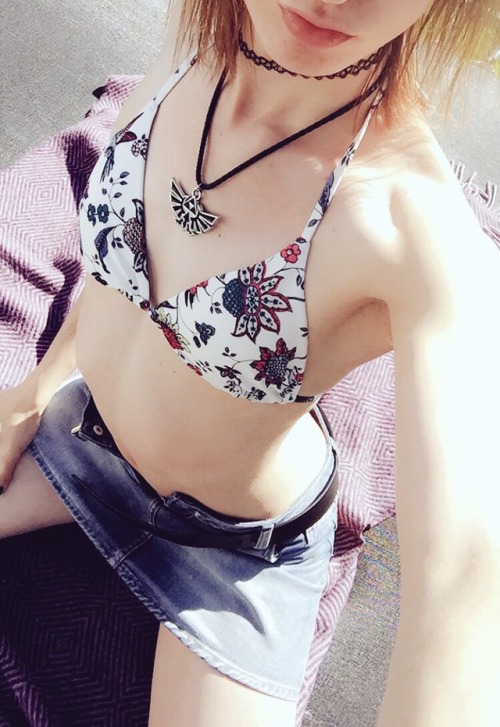 Chilling in the sun on a trampoline~(in just a bikini of course!)Yesterday was so nice, even though 