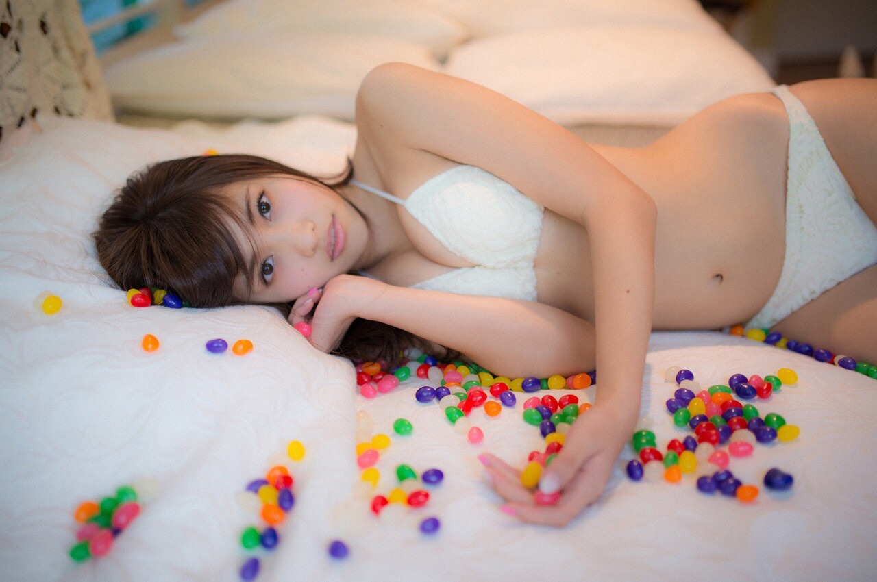 kawaii-kirei-girls-and-women:  日本の可愛いキレイな女性の写真です♪