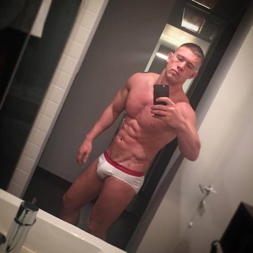 lumbrjax:  Instagram user @rebilw http://ift.tt/1WKNWhu