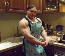 fbbfan1:  Most densely muscled woman gets to work in the kitchen.  This goddess is fantastic