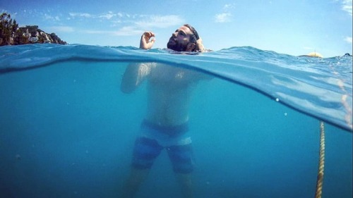 Summer is coming ☀ #summer #summeriscoming #summerfeelings #underwater #sea #seaside #mare #bestofth