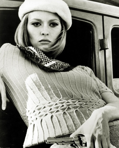 doraemonmon: Faye Dunaway https://painted-face.com/