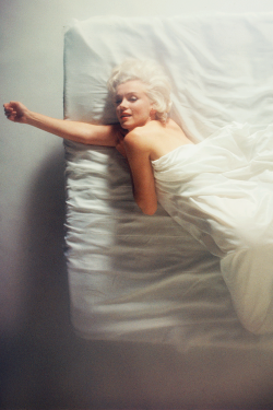 missmonroes:  Marilyn Monroe photographed by Douglas Kirkland, 1961 