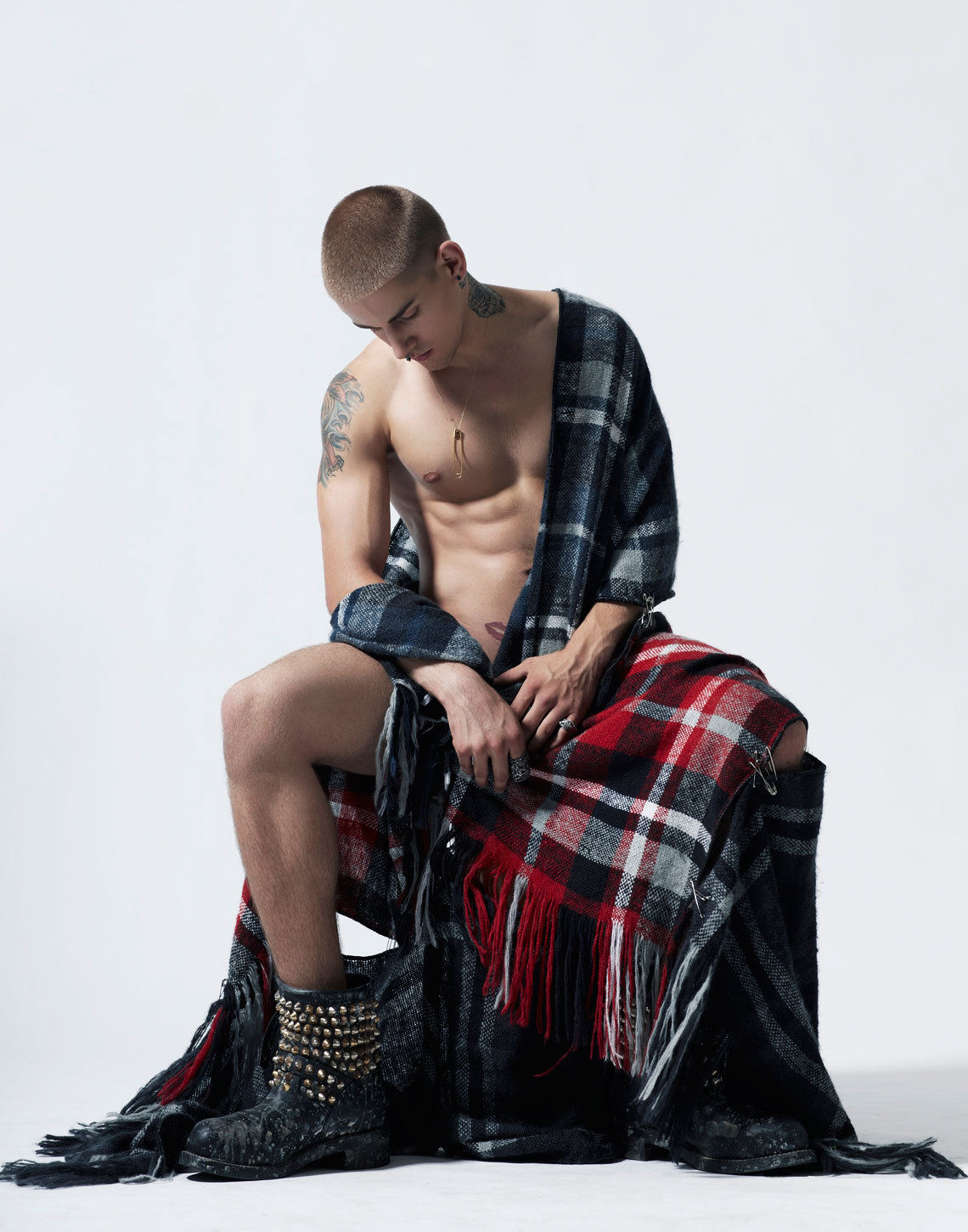 eddy-eddy:  Igor Stepanov by Hyuna Shin