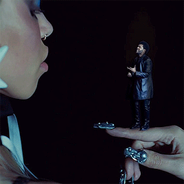 I Don’t Wanna Believe That I Belong To You