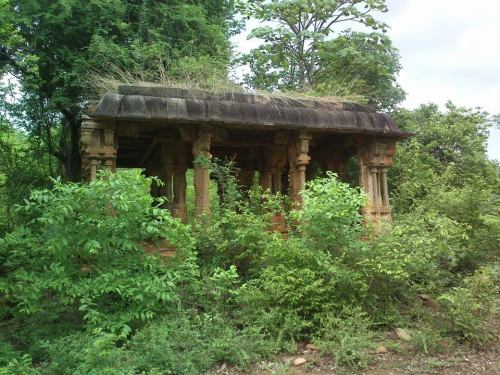 Ruined mandapa, Ahobilam, Andra Pradesh