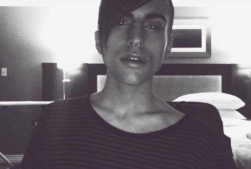 scottybuckets:mitchgrassi: Is Everyone A Jerk Or Am I Hypersensitive