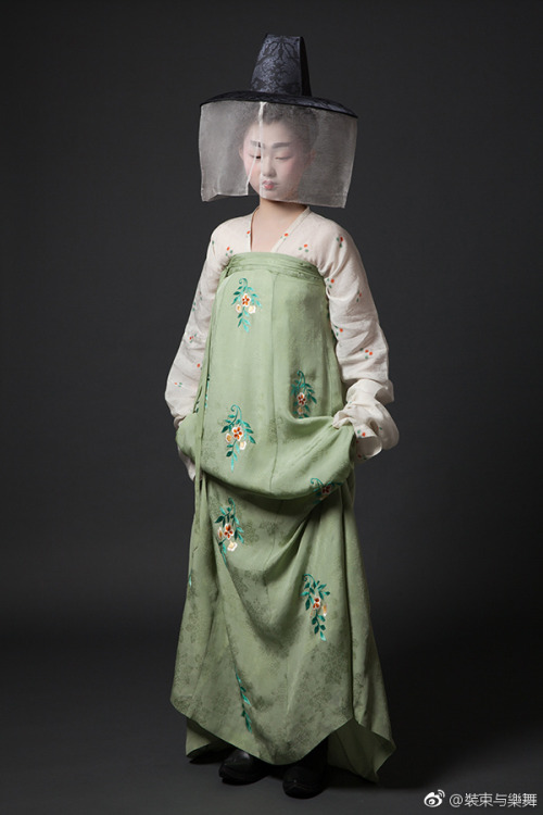 dressesofchina: Recreated Tang dynasty Sancai