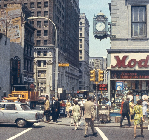 Porn mistons:  Broadway & Chambers NYC circa photos