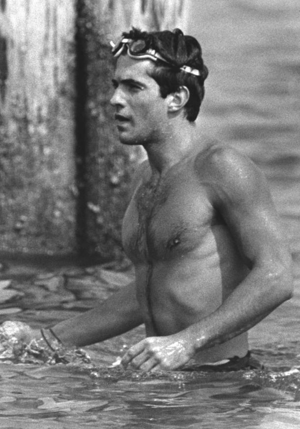 Non-Jock Post #5 - 15 years later&hellip;JFK Jr.