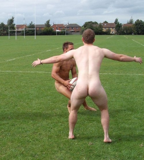 wellcoached:  I have a feeling somebody’s about to fumble the ball…