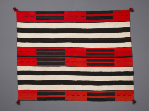 slam-african:Chief-Style Blanket, Second Phase, Diné (Navajo), c.1880, Saint Louis Art Museum: Arts 