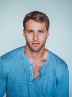 diomedesandodysseus:  Kacey Carrig