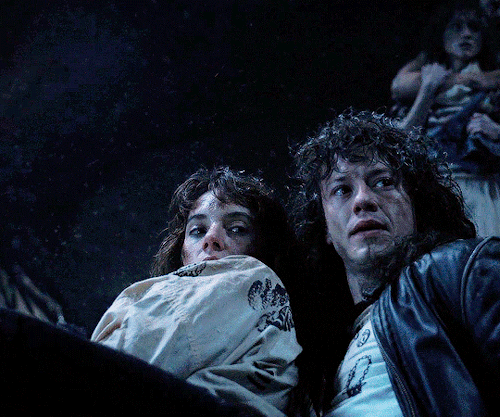 Robin Buckley + Eddie Munson In S4E07 Of Stranger Things