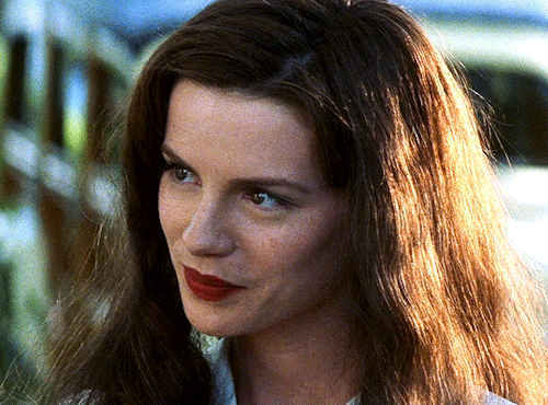 Kate Beckinsale As Evelyn Johnson In PEARL HARBOR (2001) Dir. Michael Bay