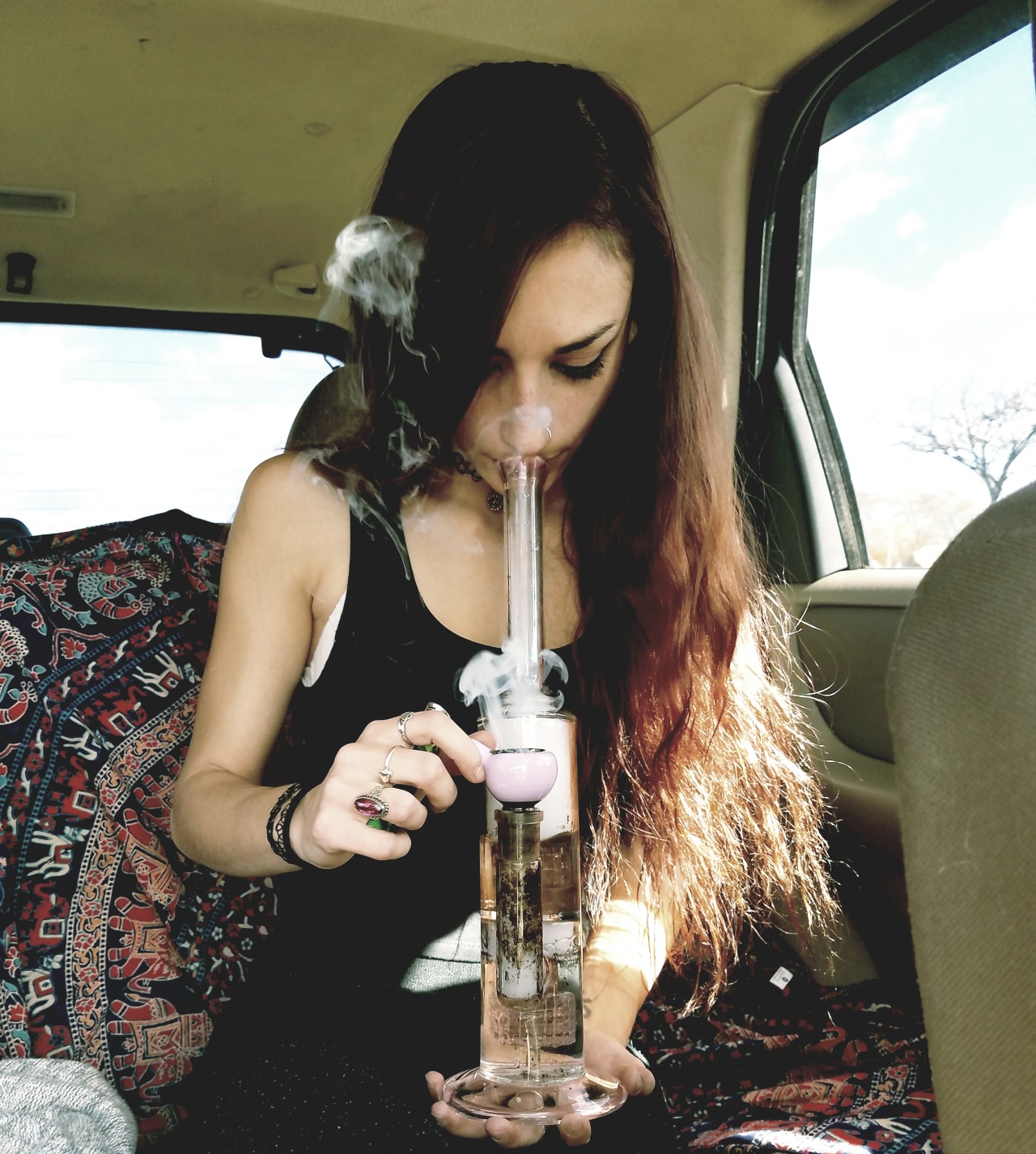 indica-illusions:I told you I’m an angel 💘 dont you believe me?