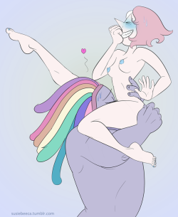 Susiebeeca:  She’s Ticklish! I Love Thinking Pearl Can’t Help But Do The Thing