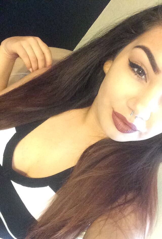 foreignbunnies:  Native American, Hispanic &amp; German 😍😍 Twitter: @CelesteeAriana