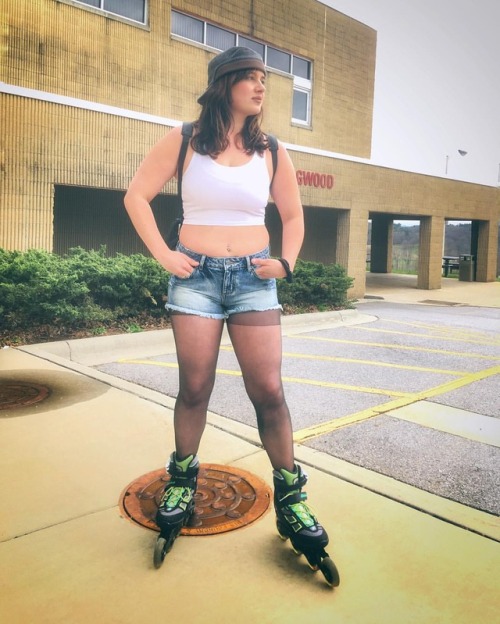 Rollergirl #instagood  (at Asheville-Buncombe Technical Community College, A-B Tech)