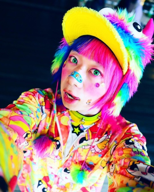 Today’s colorful monster!#harajukufashion #harajukukei #jfashion #japanesefashion #decora #decorab