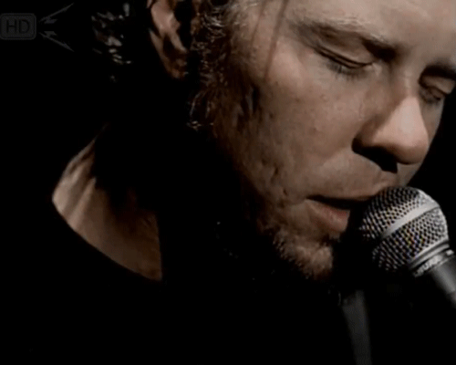 metallicajahetfield:  Turn The Page