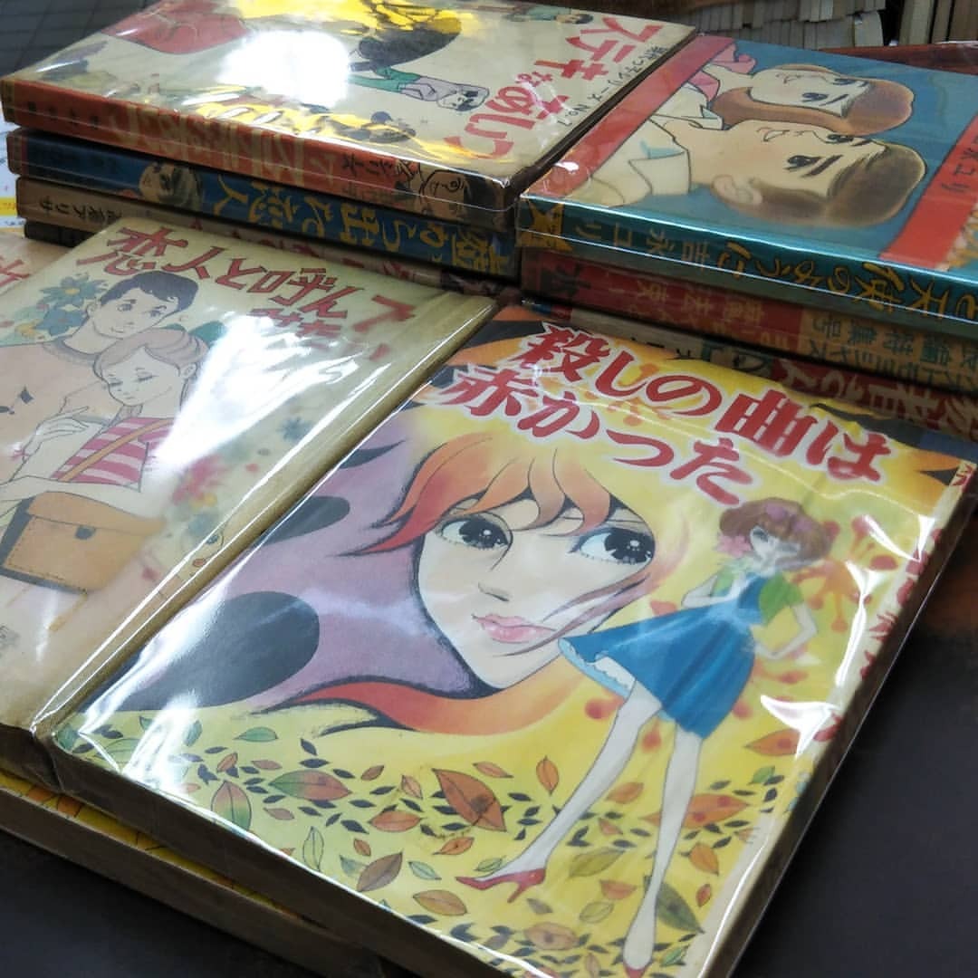 おはようございます☁☁本日貸本漫画新入荷ございますぜひお立ち寄りくださいませ!#漫画 #絶版漫画 #古書 #貸本漫画 #昭和 #神田 #神保町 #古本屋めぐり #古書店街 #mangahttps://www.instagram.com/p/CRSpQuLjQkM/?utm_medium=tumblr