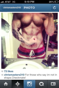 explicitbeccaviolence:  Can we just take a moment to appreciate Chris Masters body. 