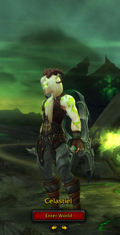 Casual-fatigues-leather-slutmog.Low-key-slutmog, I have to admit. But I like showing off his ink wit