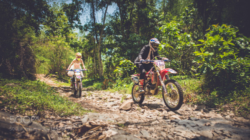 mxmotoparty:  getweddingphotography:DSC_3264.jpg  Braaaaap