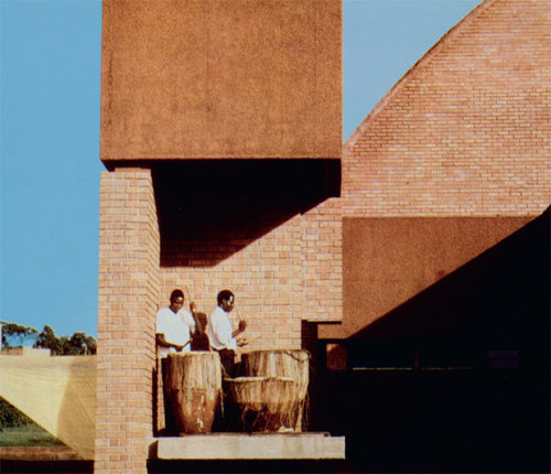 wandrlust: Mityana Pilgrims’ Centre Shrine, Uganda, 1988 — Justus Dahinden