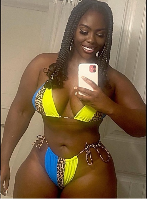 elover20:thechelseathings:Kisses 