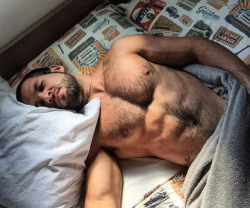 Follow my two hairy men blogs:http://sambrcln.tumblr.comhttp://hairysex.tumblr.com