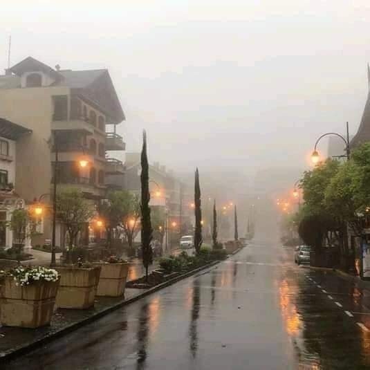 Sex xxxrosa:Rainy Day'in Gramado rs pictures