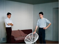reflexes: jeff wall double self portrait, 1979 at the AGO right now 