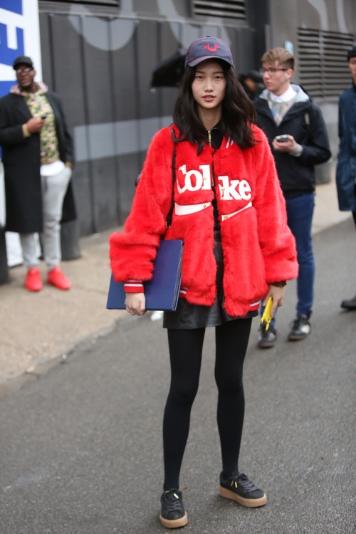 marieahh:  Jiaye Wu at NYMFW FW16 by Lee Myungsoo.