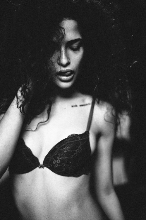emanueleferrari:  Chiaraphoto by Emanuele Ferrari