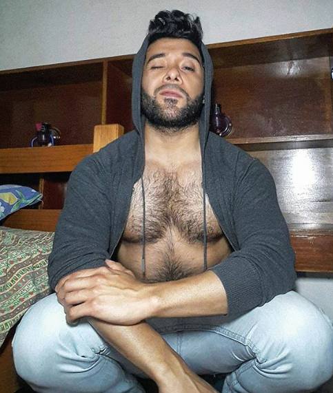 adictoalosculones: Pinches piernototototas deliciosas y hermoso cuerpo de Marcelo (l love your legs Marcelo)😲😳❤😍😈👅