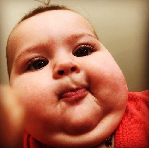 When you accidentally take a pic with “selfie” mode and you’ve been in #quarentine for 3 months. #chubs #chubby #cheeks  https://www.instagram.com/p/CBJdgtaDUwM/?igshid=6hs32wy99xxg