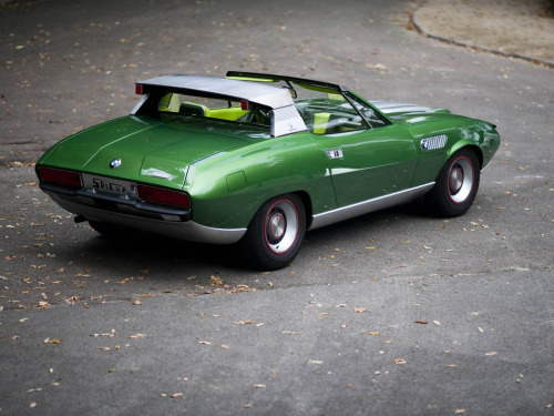 cashcarscourage:conceptcarporn: ‘69 BMW 2800 Spicup Bertone ConceptUnveiled at the ‘69 G