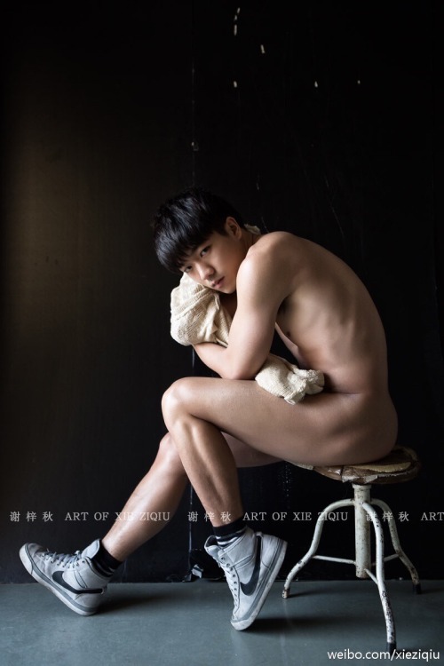 hunkxtwink:  XieZiQiuHunkxtwink - More in my archive