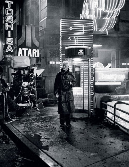 humanoidhistory:Rutger Hauer on the set of Blade Runner, 1982.