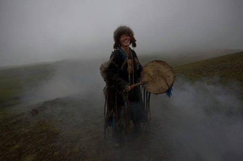 kingofkarrada:The Tuvans are a Turkic ethnic group living in southern Siberia.Alongside Tibetan Budd